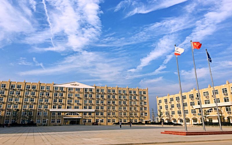 武汉铁路桥梁职业学院高职单招